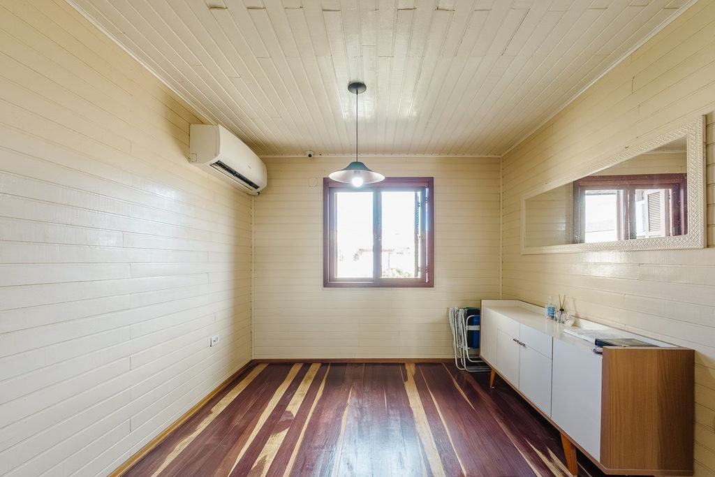 Casa para venda no bairro Centro em Canoas