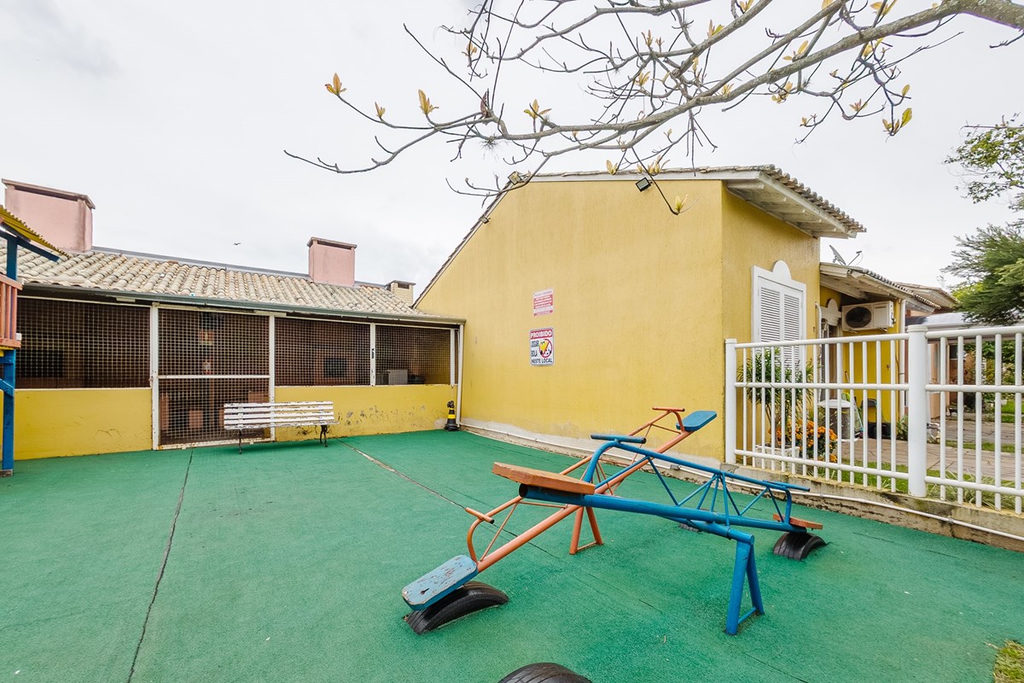 Casa em Condomínio para venda no bairro Rio Branco em Canoas