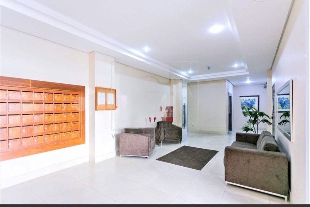 Apartamento para venda no bairro Vila Ipiranga em Porto Alegre