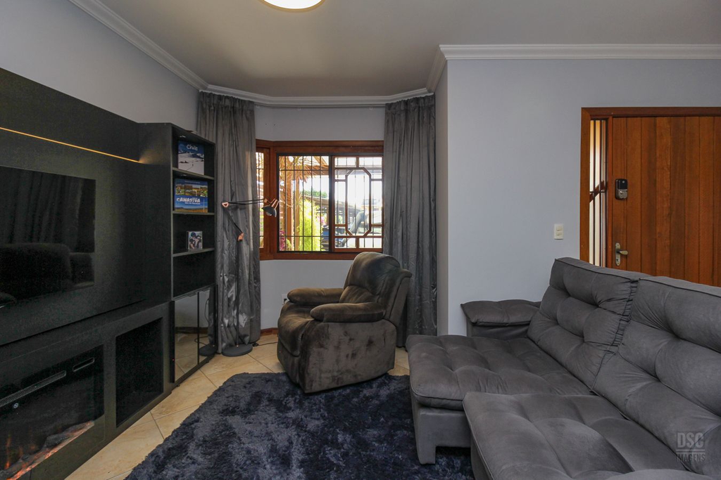 Casa para venda no bairro Hípica em Porto Alegre