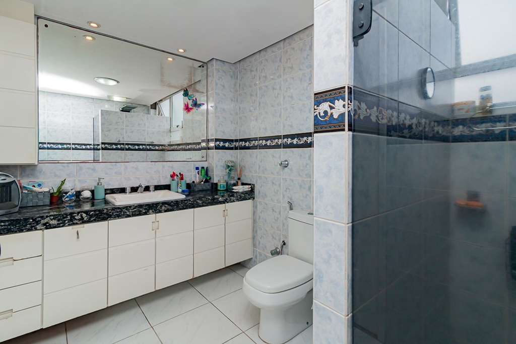 Apartamento para venda no bairro Menino Deus em Porto Alegre
