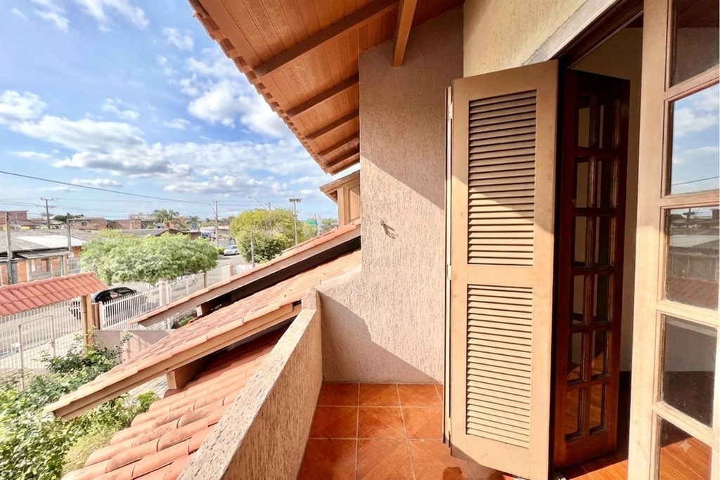 Casa para venda no bairro Estância Velha em Canoas