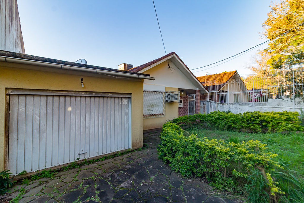 Casa em Condomínio para venda no bairro Santa Tereza em Porto Alegre
