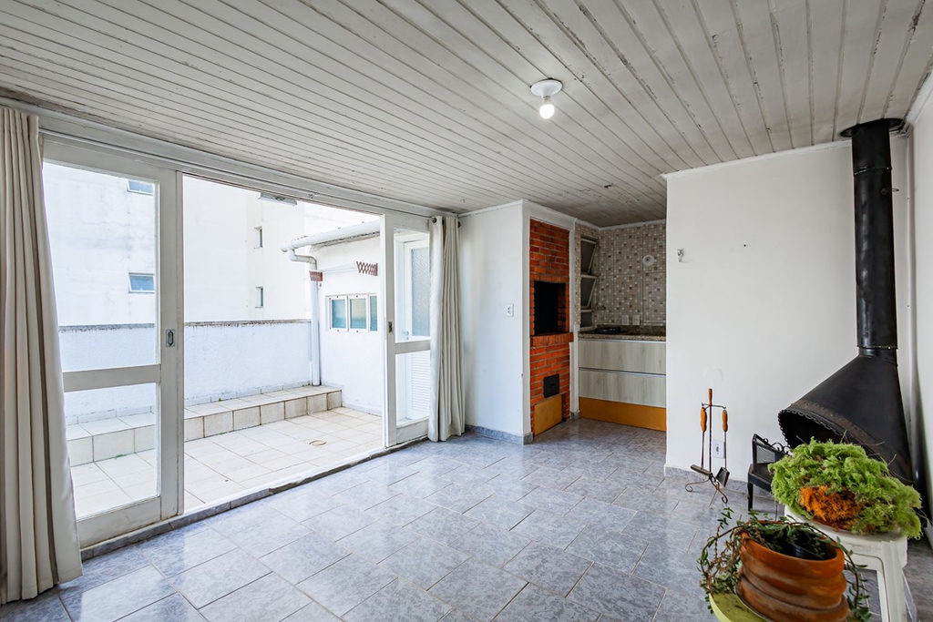 Cobertura Duplex para venda no bairro Passo da Areia em Porto Alegre