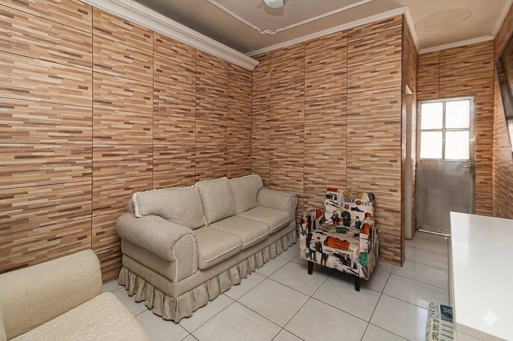 Casa para venda no bairro Jardim Itu Sabará em Porto Alegre