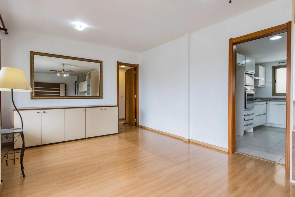 Apartamento para venda no bairro Menino Deus em Porto Alegre