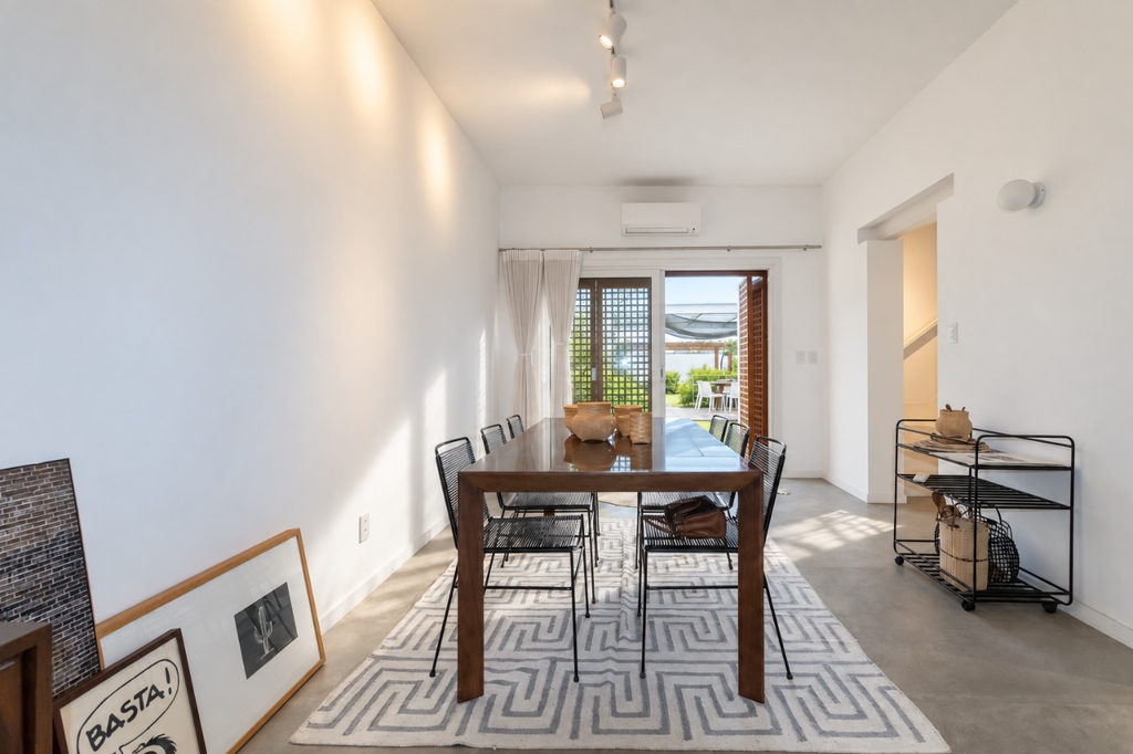 Casa para venda no bairro Três Figueiras em Porto Alegre
