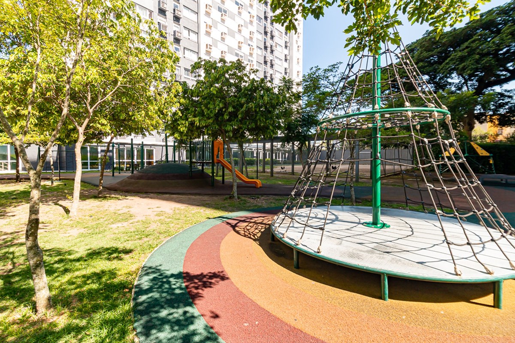 Apartamento para venda no bairro São Sebastião em Porto Alegre