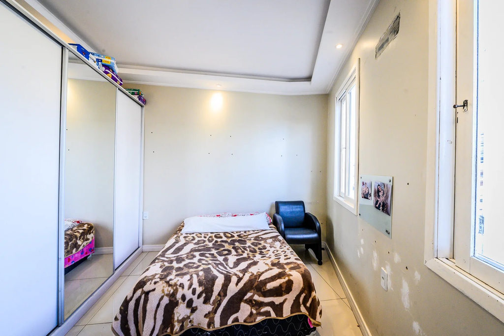 Apartamento para venda no bairro Teresópolis em Porto Alegre