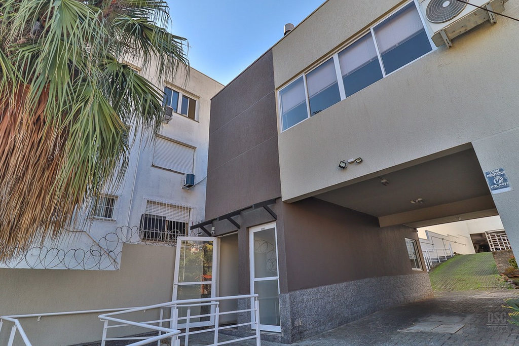 Apartamento para venda no bairro Santo Antônio em Porto Alegre