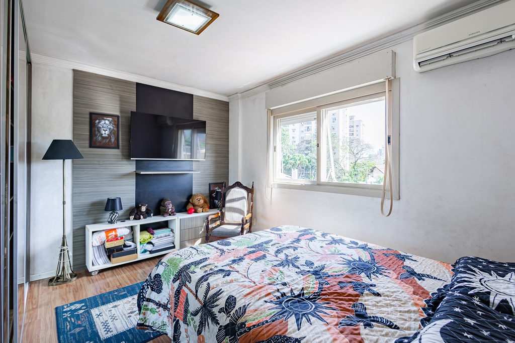 Apartamento para venda no bairro Passo da Areia em Porto Alegre