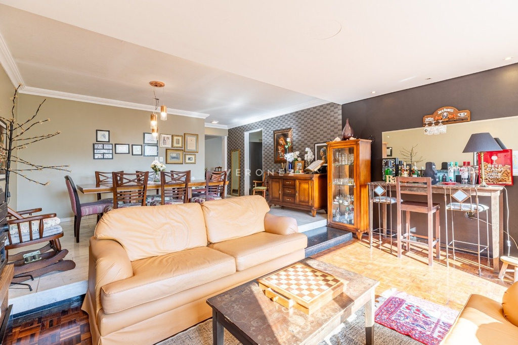 Apartamento para venda no bairro Rio Branco em Porto Alegre