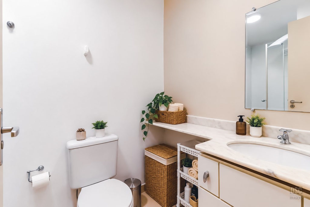 Apartamento para venda no bairro Vila Ipiranga em Porto Alegre