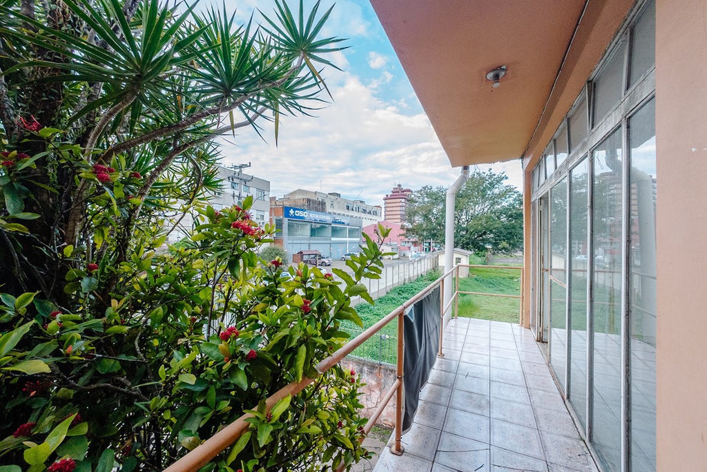 Casa para venda no bairro Centro em Canoas