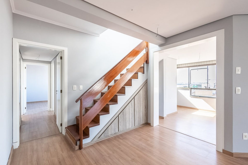 Cobertura Duplex para venda no bairro Jardim Lindóia em Porto Alegre