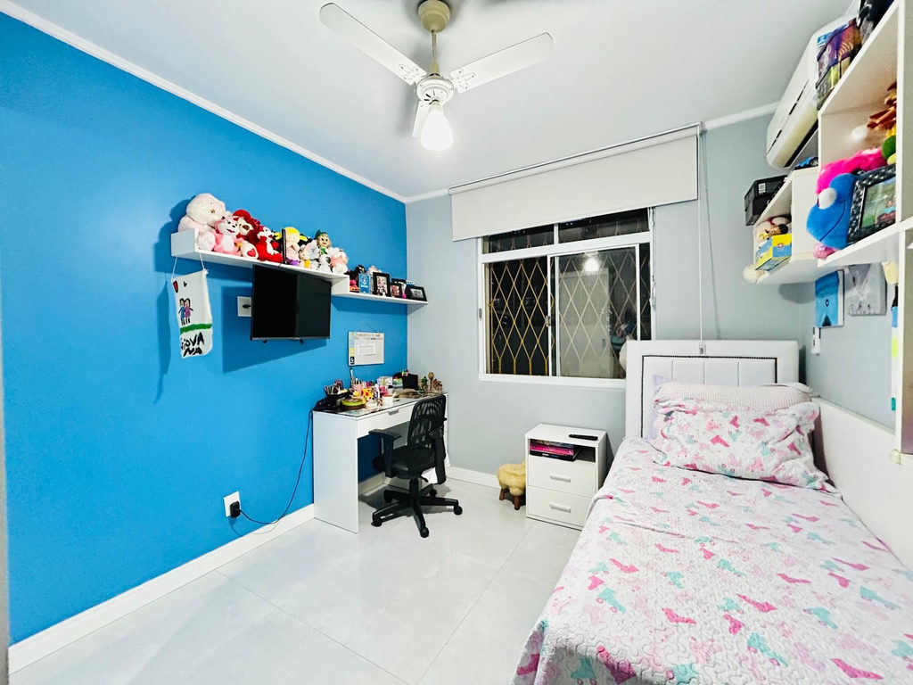 Apartamento para venda no bairro Medianeira em Porto Alegre