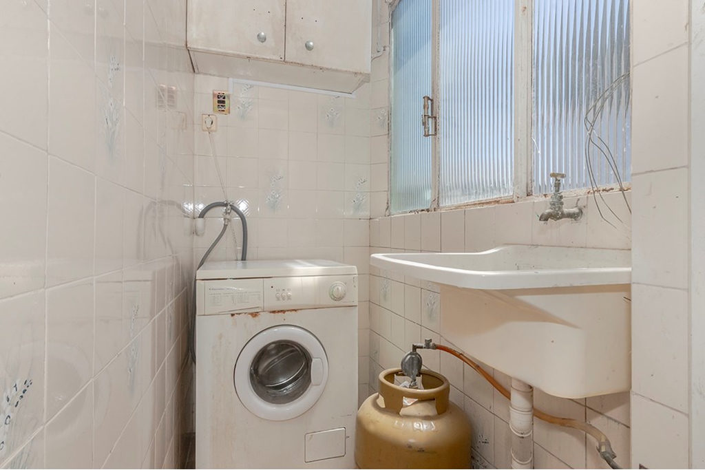 Apartamento para venda no bairro Medianeira em Porto Alegre
