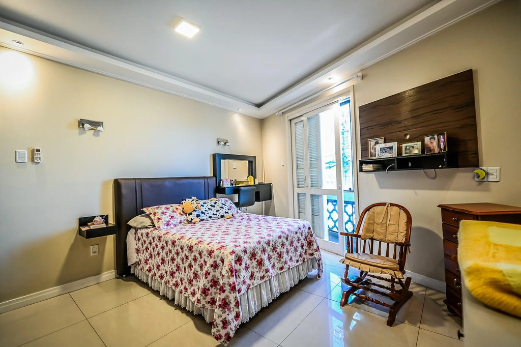 Apartamento para venda no bairro Teresópolis em Porto Alegre