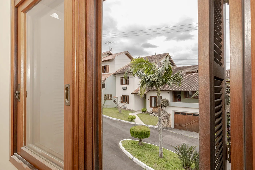 Casa em Condomínio para venda no bairro Cavalhada em Porto Alegre