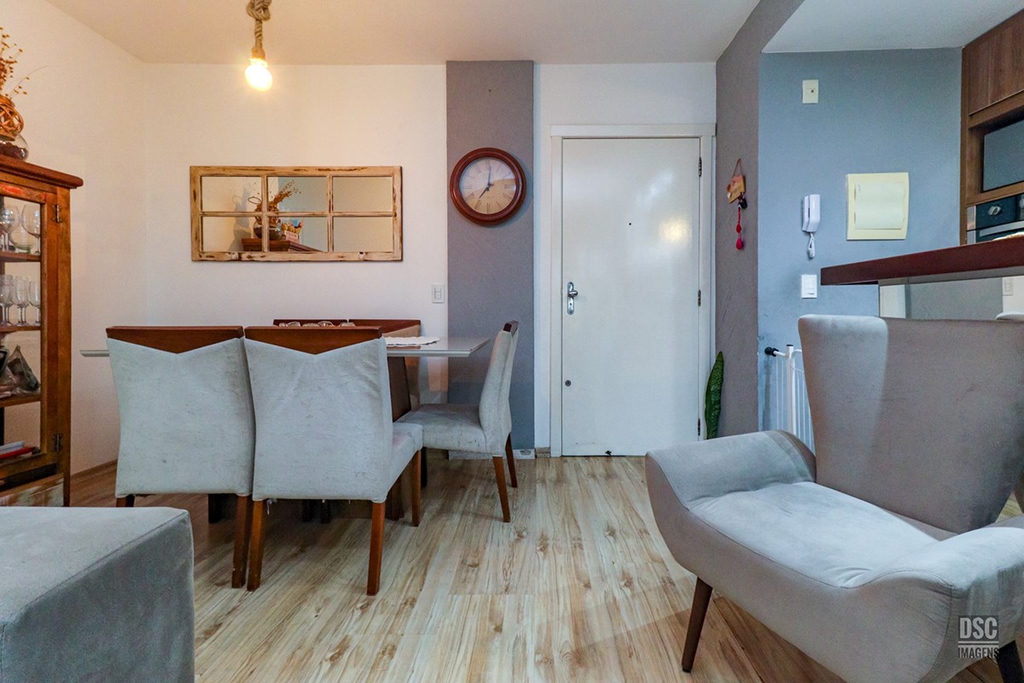 Apartamento para venda no bairro Vila Ipiranga em Porto Alegre