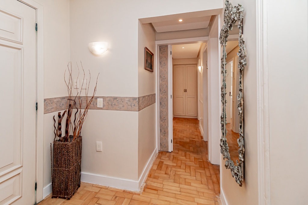 Apartamento para venda no bairro Mont Serrat em Porto Alegre
