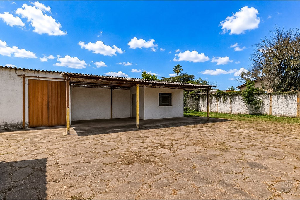 Casa para venda no bairro Vila Jardim em Porto Alegre