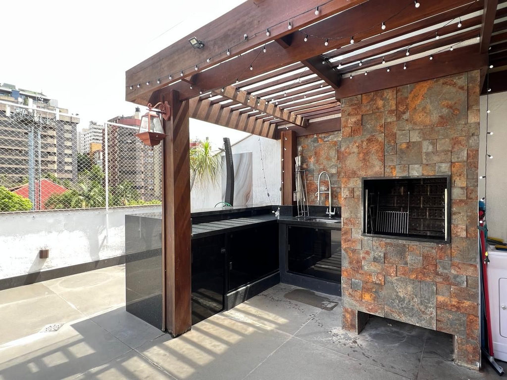 Cobertura Duplex para venda no bairro Mont Serrat em Porto Alegre