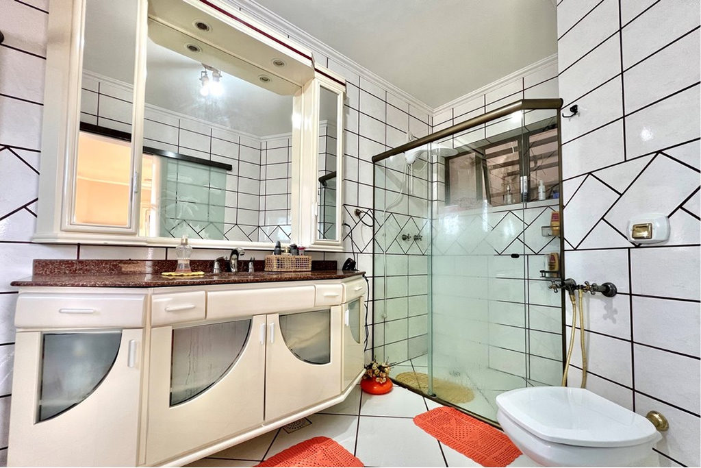 Casa para venda no bairro Harmonia em Canoas