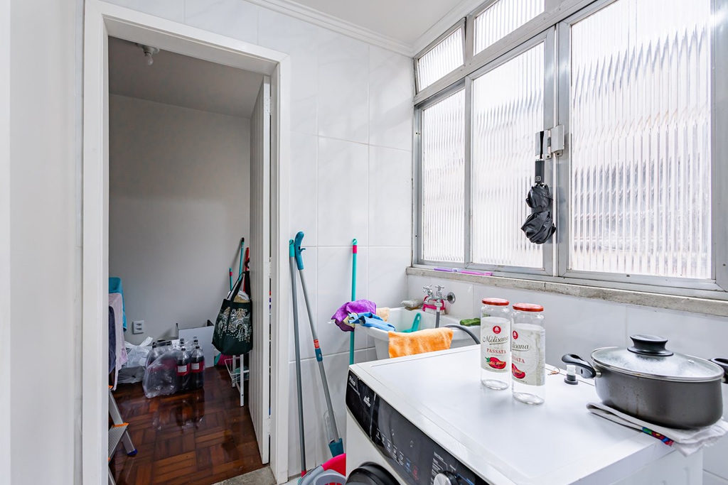 Apartamento para venda no bairro Menino Deus em Porto Alegre