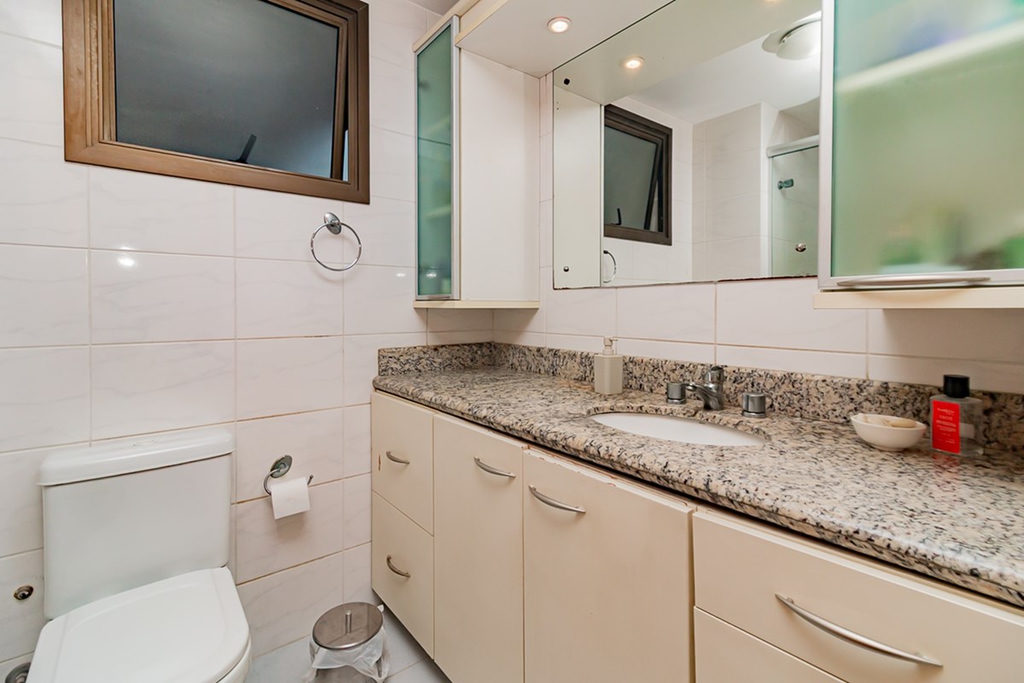 Apartamento para venda no bairro Menino Deus em Porto Alegre