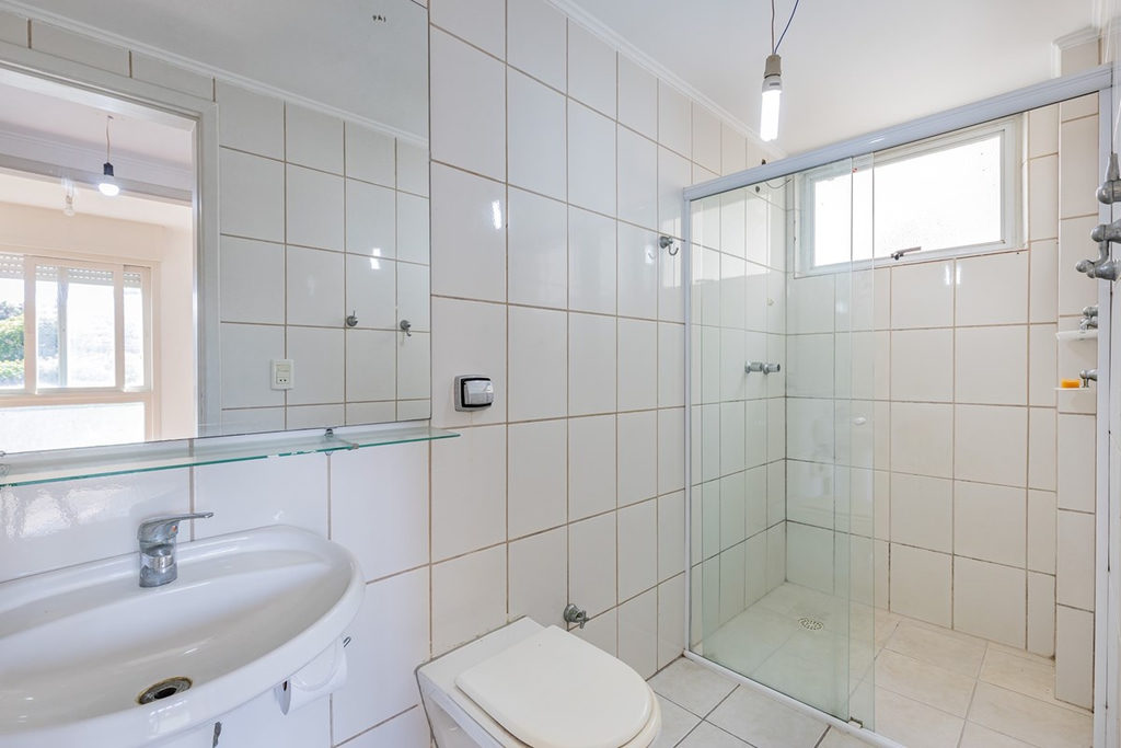 Apartamento para venda no bairro Passo da Areia em Porto Alegre