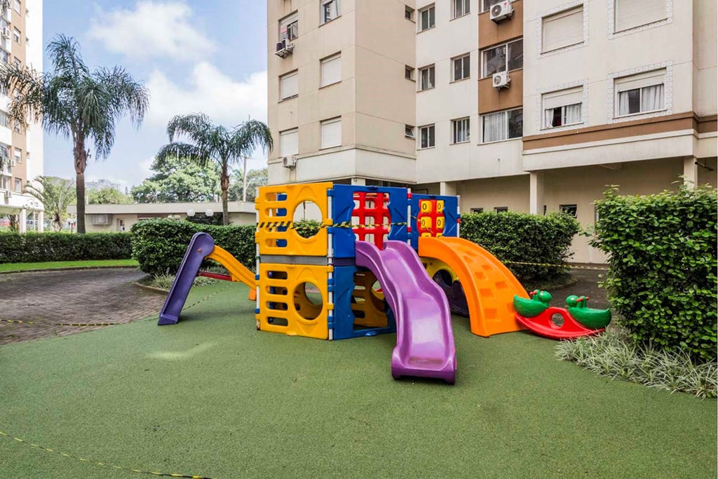 Apartamento para venda no bairro Vila Ipiranga em Porto Alegre