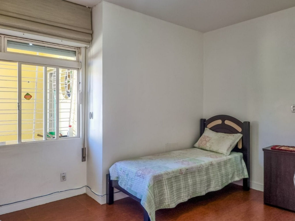 Casa para venda no bairro Teresópolis em Porto Alegre