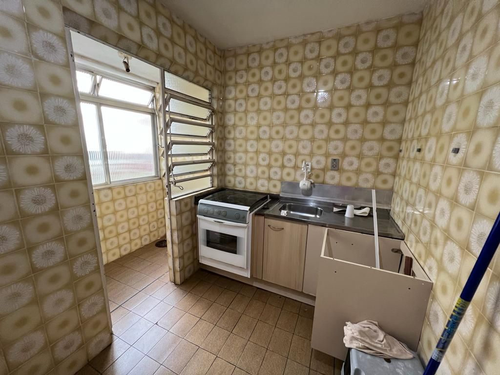 Apartamento para venda no bairro Azenha em Porto Alegre