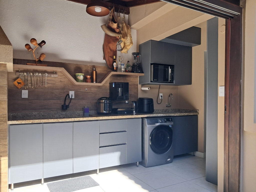 Casa em Condomínio para venda no bairro Humaitá em Porto Alegre