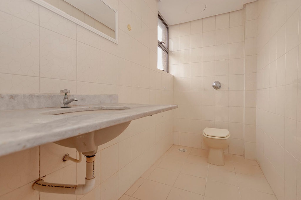 Sala para venda no bairro Floresta em Porto Alegre