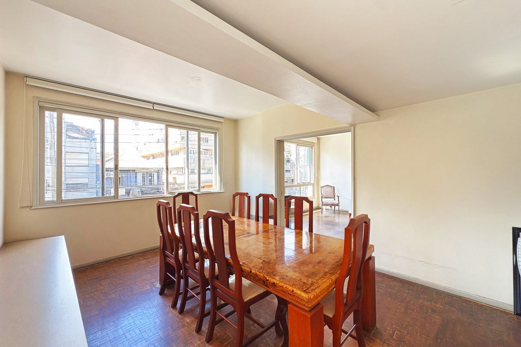 Apartamento para venda no bairro Menino Deus em Porto Alegre