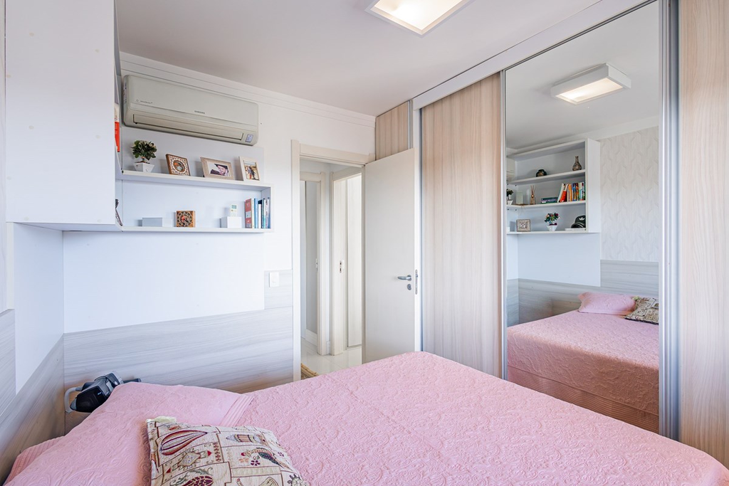 Apartamento para venda no bairro Jardim Lindóia em Porto Alegre