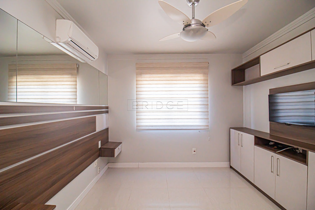 Apartamento para venda no bairro Santana em Porto Alegre