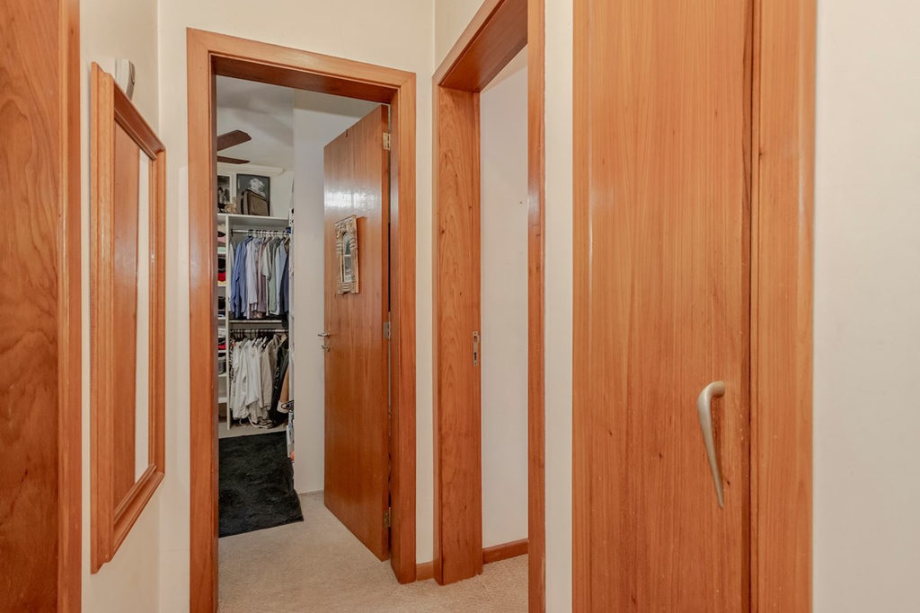 Apartamento para venda no bairro Chácara das Pedras em Porto Alegre
