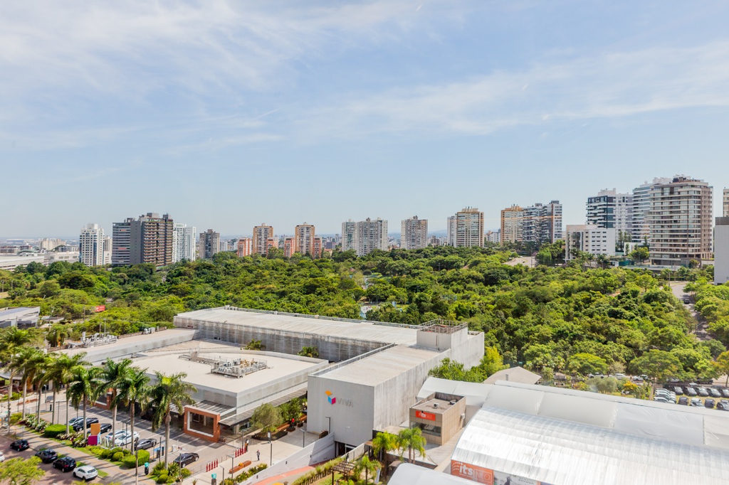 Sala para venda no bairro Chácara das Pedras em Porto Alegre