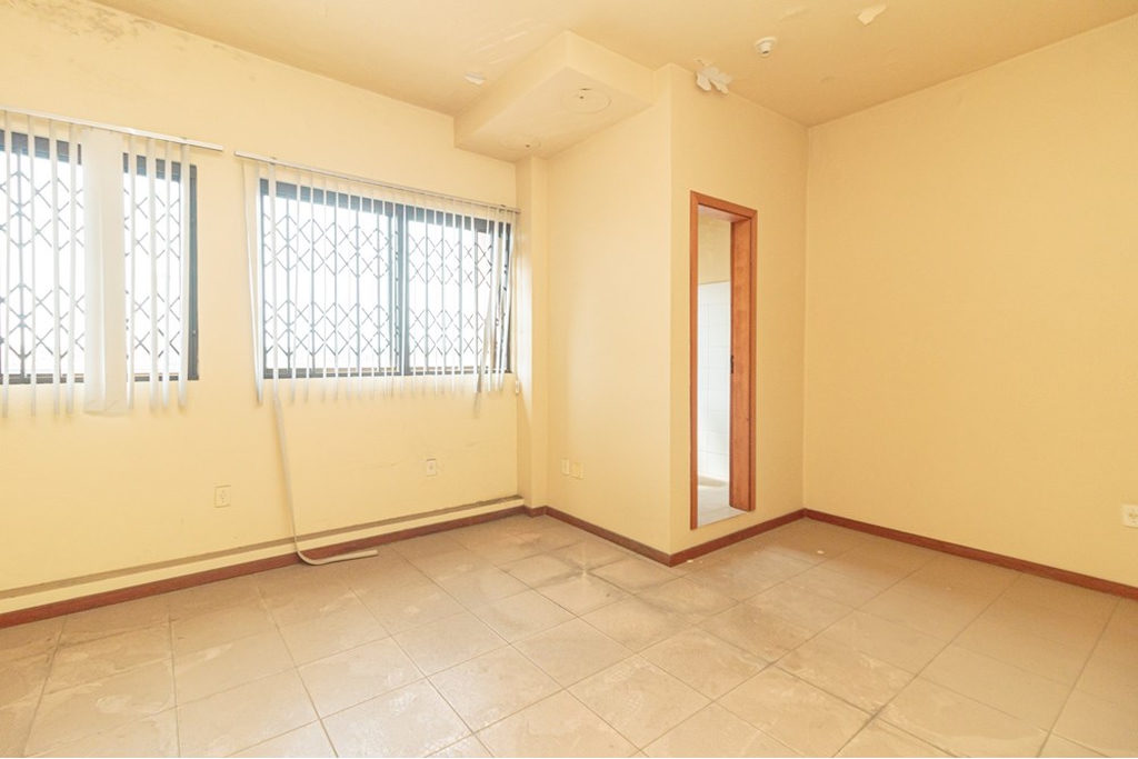 Edifício Comercial para venda no bairro Sarandi em Porto Alegre