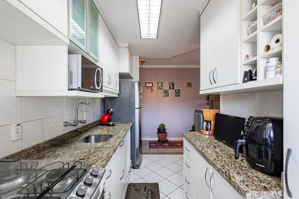 Apartamento para venda no bairro Passo da Areia em Porto Alegre