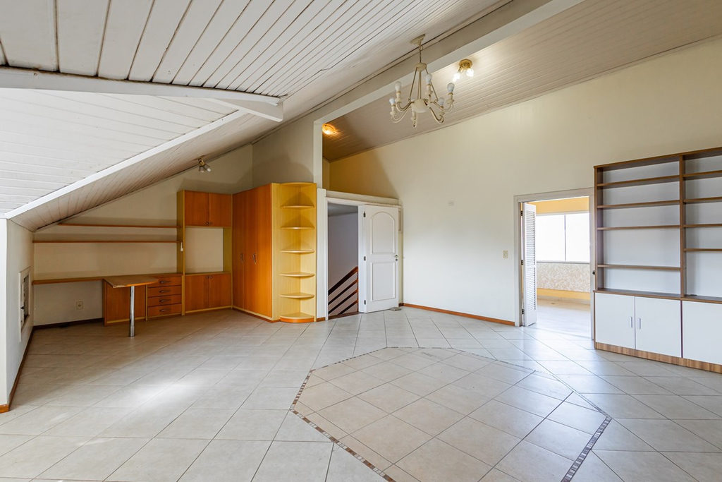 Casa em Condomínio para venda no bairro Sarandi em Porto Alegre