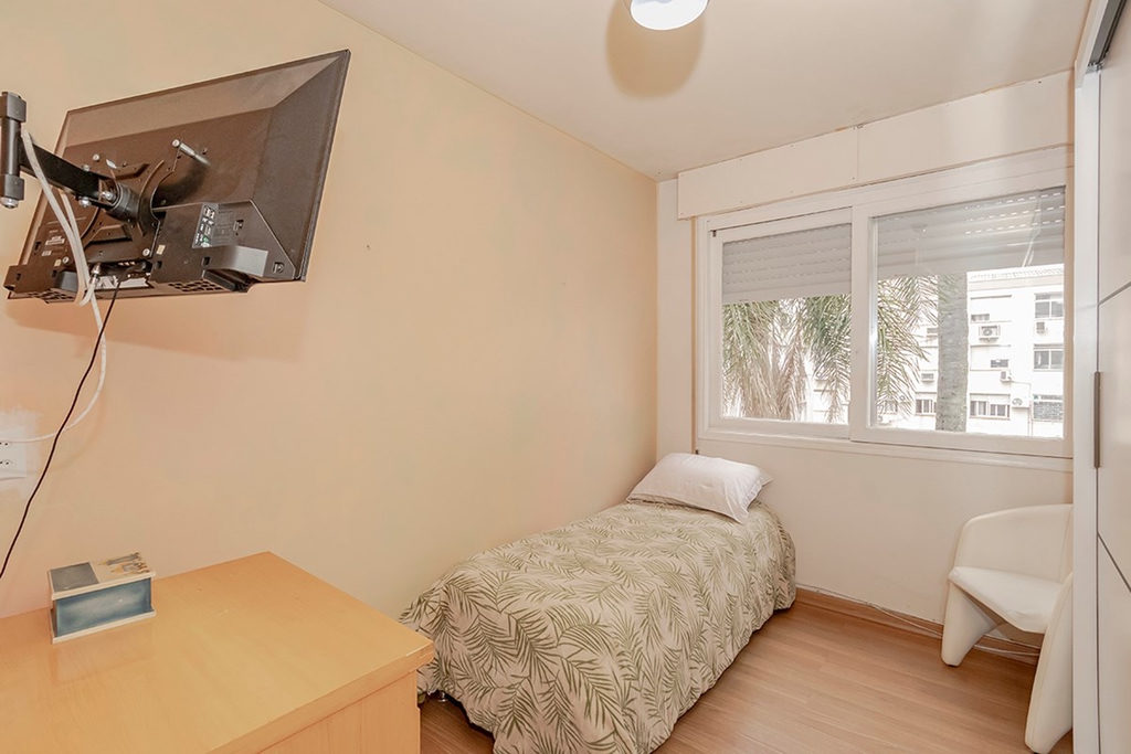 Apartamento para venda no bairro Vila Ipiranga em Porto Alegre
