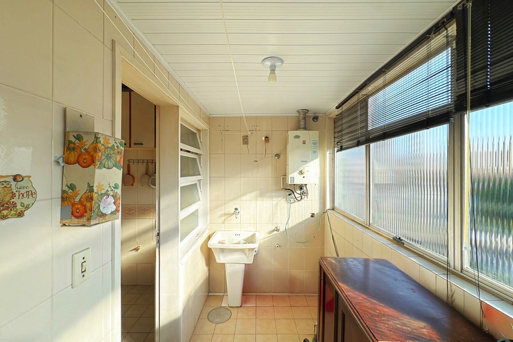Apartamento para venda no bairro Menino Deus em Porto Alegre