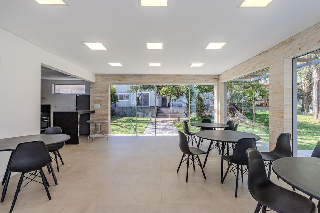Casa para venda no bairro Tristeza em Porto Alegre