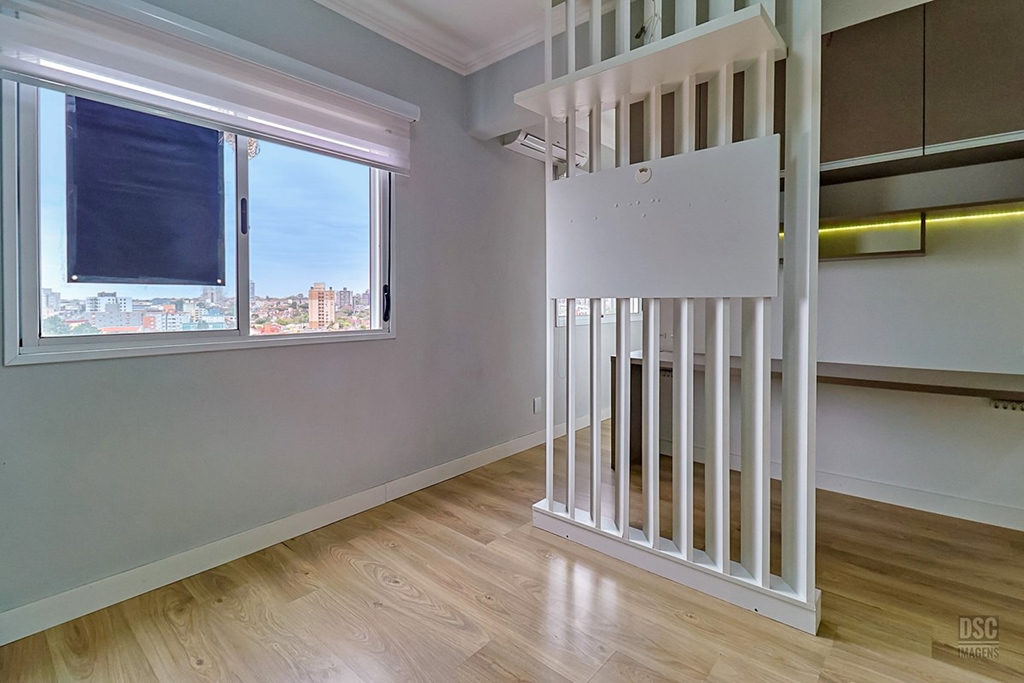 Apartamento para venda no bairro Vila Ipiranga em Porto Alegre