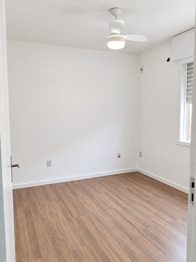 Apartamento para venda no bairro Rubem Berta em Porto Alegre