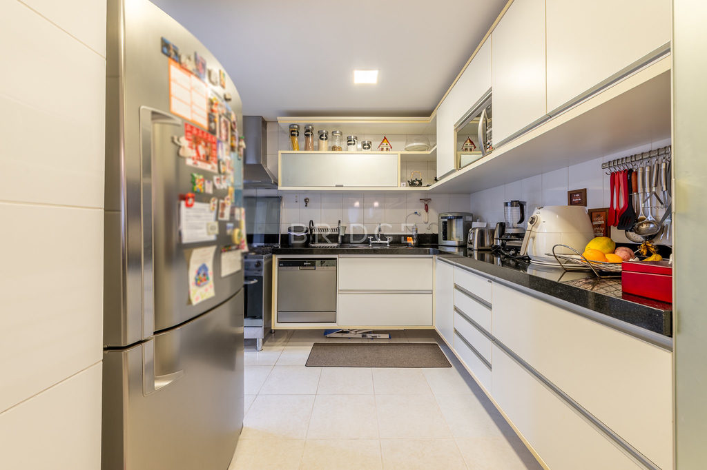 Apartamento para venda no bairro Mont Serrat em Porto Alegre